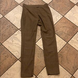 Rag & Bone Brown Trousers with zippers on bottom of legs. Size 4. 53% wool/laine